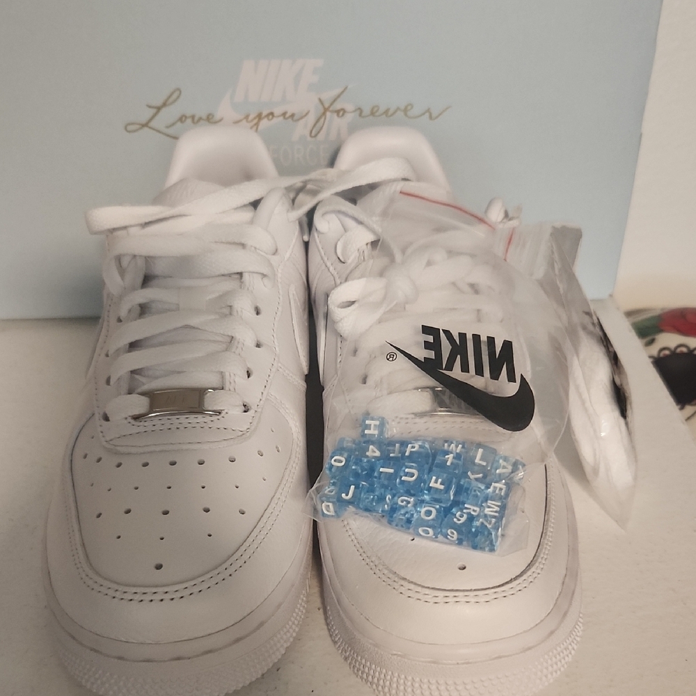 Nike Drake NOCTA Air Force 1 Low - Picture 3 of 9